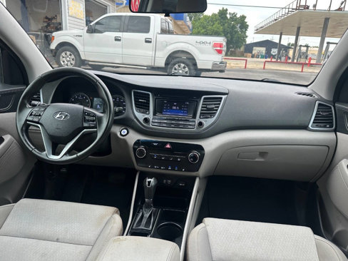 Used 2016 Hyundai Tucson Sport image 15