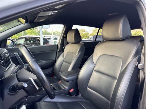 Used 2020 Kia Sportage S image 12