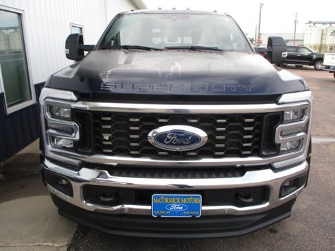 Used 2023 Ford F450 Lariat w/ Lariat Ultimate Package image 3