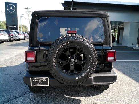Used 2022 Jeep Wrangler Unlimited Sport image 4