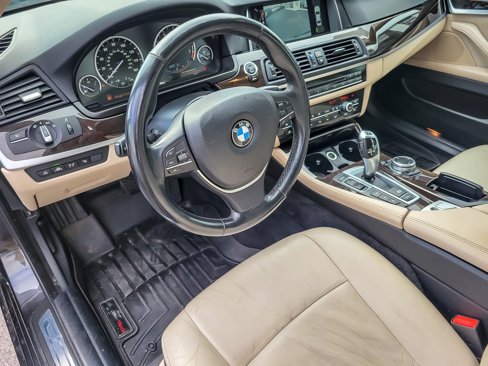 Used 2014 BMW 535i xDrive Sedan image 8