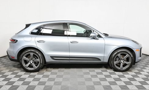 Certified 2025 Porsche Macan image 26