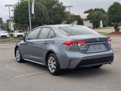 Certified 2025 Toyota Corolla LE image 5