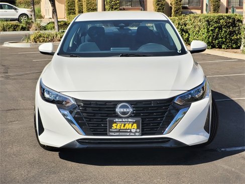 Used 2024 Nissan Sentra S image 3