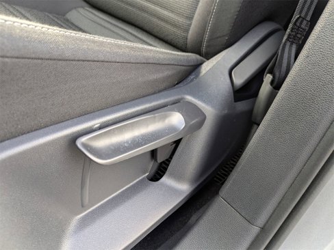 Used 2022 Volkswagen Tiguan S image 25