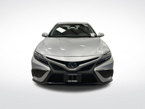 Used 2023 Toyota Camry SE image 9