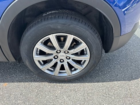Certified 2023 Cadillac XT4 Premium Luxury image 19