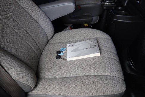 Used 2020 Chevrolet Express 2500 image 25