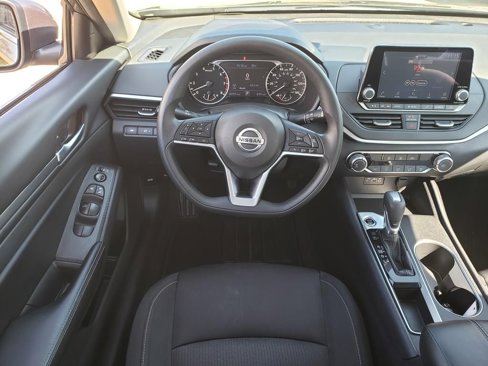 Certified 2022 Nissan Altima 2.5 SV image 19