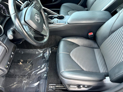 Used 2022 Toyota Camry SE image 35