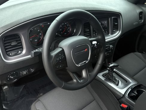Used 2021 Dodge Charger SXT w/ Blacktop Package image 16