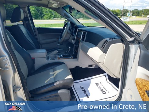 Used 2008 Jeep Grand Cherokee Limited image 4