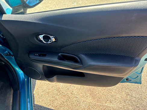 Used 2015 Nissan Versa Note SV image 8