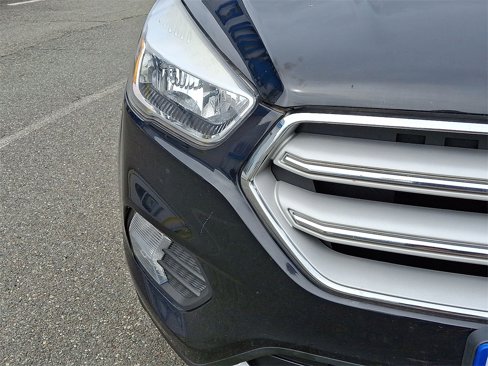 Used 2019 Ford Escape SE image 28