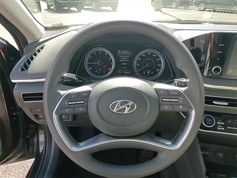 Used 2022 Hyundai Sonata SEL w/ Preferred Accessory Package image 13