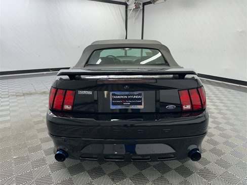 Used 2003 Ford Mustang GT image 4
