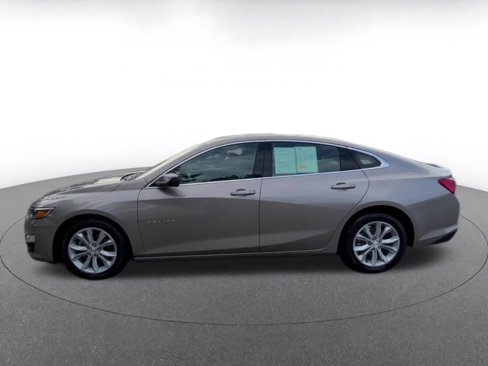 Used 2023 Chevrolet Malibu LT w/ Driver Confidence Package image 9