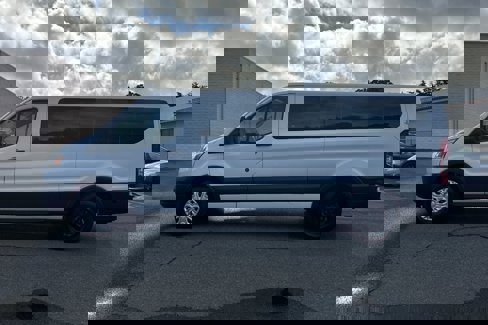 Used 2015 Ford Transit 350 XLT image 7