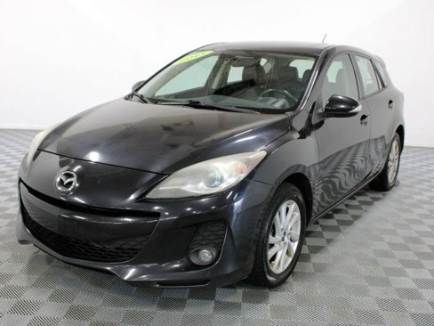 Used 2013 MAZDA MAZDA3 i Grand Touring image 2