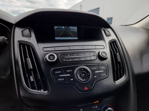 Used 2018 Ford Focus SE image 10