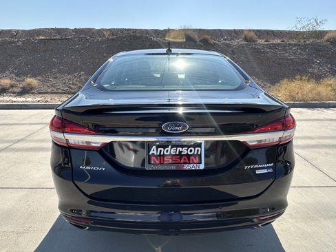 Used 2018 Ford Fusion Titanium image 7