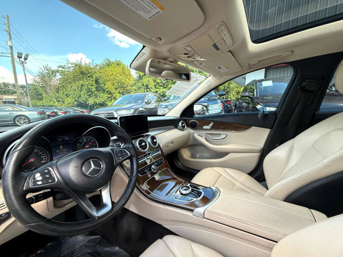 Used 2017 Mercedes-Benz C 300 Sedan image 15