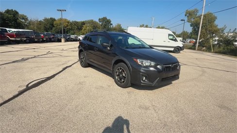 Used 2018 Subaru Crosstrek 2.0i Premium w/ Moonroof Package image 2