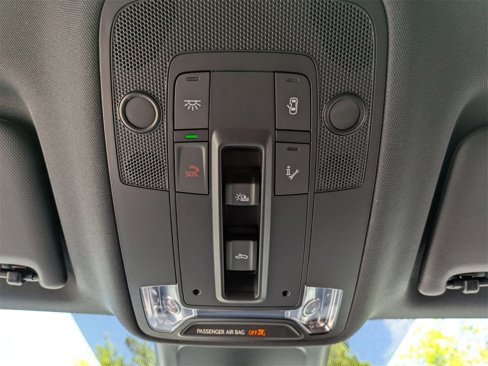 New 2025 Audi Q3 2.0T Premium image 17