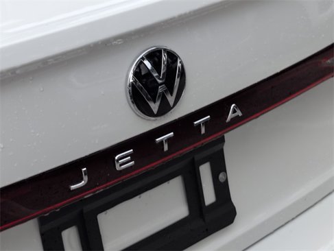 New 2025 Volkswagen Jetta Sport image 10
