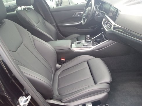 Used 2022 BMW 330e w/ M Sport Package image 21