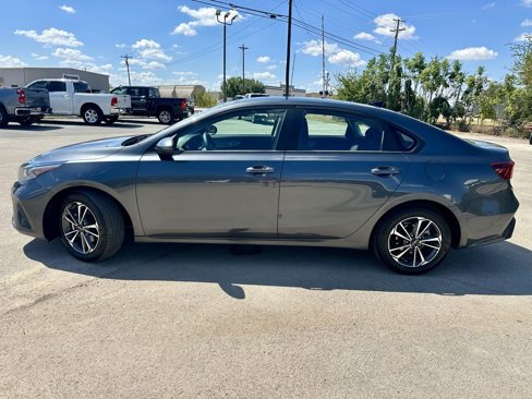Used 2024 Kia Forte LXS image 2