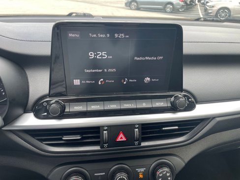 Used 2024 Kia Forte LXS image 18