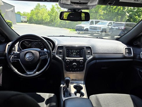 Used 2016 Jeep Grand Cherokee Laredo w/ Quick Order Package 23E image 30