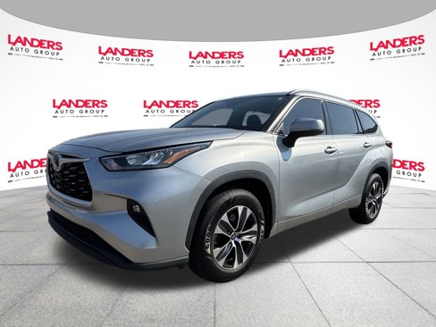 Used 2020 Toyota Highlander XLE image 7