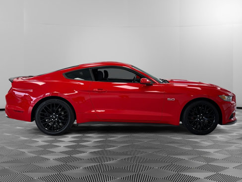 Used 2016 Ford Mustang GT w/ GT Performance Package image 9