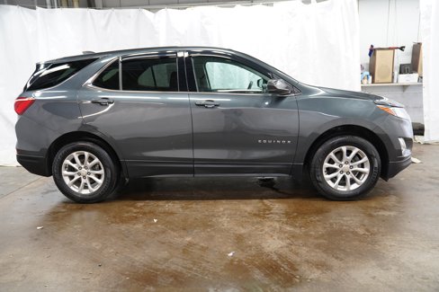 Used 2020 Chevrolet Equinox LT image 2