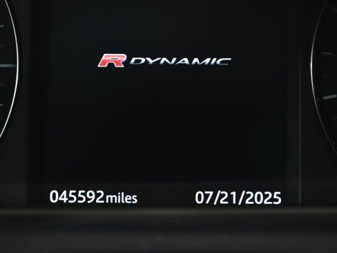 Used 2020 Land Rover Range Rover Velar R-Dynamic S image 22