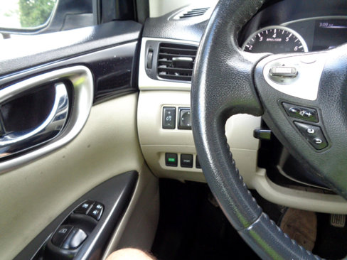 Used 2016 Nissan Sentra SV image 18