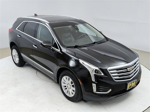 Used 2017 Cadillac XT5 Luxury w/ Driver Awareness Package image 13