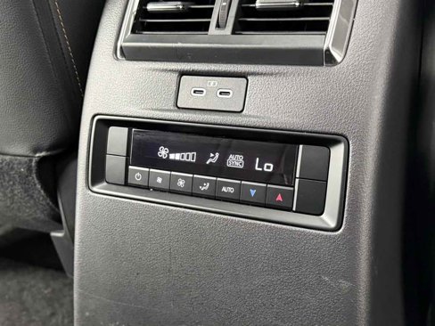 Used 2024 MAZDA CX-90 3.3 Turbo w/ Preferred Plus image 31