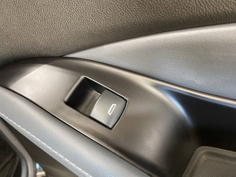 Used 2020 Buick Enclave Essence w/ Sport Touring Edition image 29