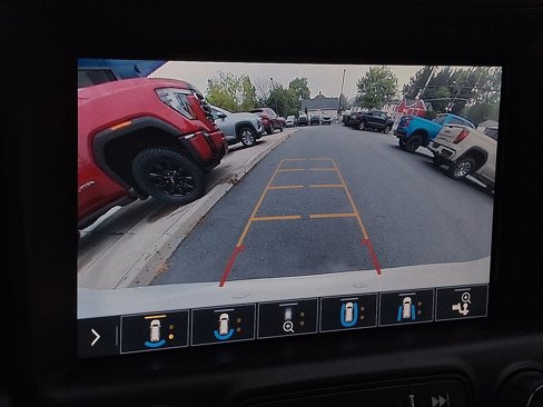 Used 2019 GMC Terrain Denali w/ Advanced Safety Package image 20
