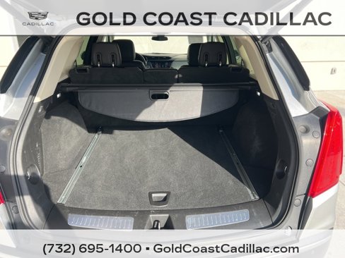 Used 2017 Cadillac XT5 Luxury w/ Driver Awareness Package image 9