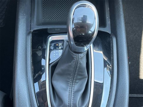 Used 2021 Nissan Rogue Sport S image 22