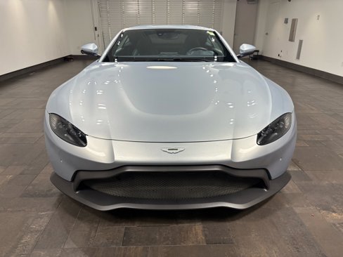Used 2019 Aston Martin V8 Vantage Coupe image 7