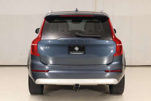 Used 2022 Volvo XC90 T5 Momentum w/ Advanced Package image 18