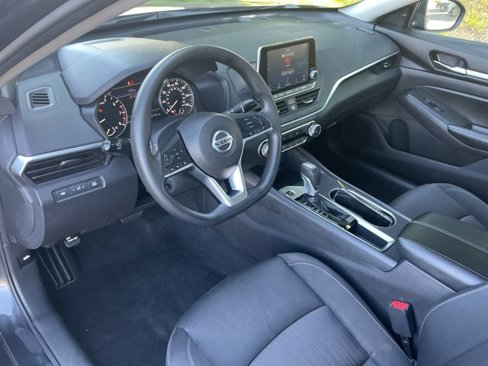 Used 2022 Nissan Altima 2.5 SV image 15