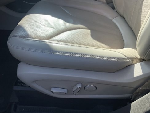 Used 2019 Lincoln Nautilus Reserve image 7