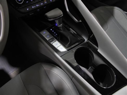 Certified 2023 Hyundai Elantra SEL w/ Convenience Package image 15