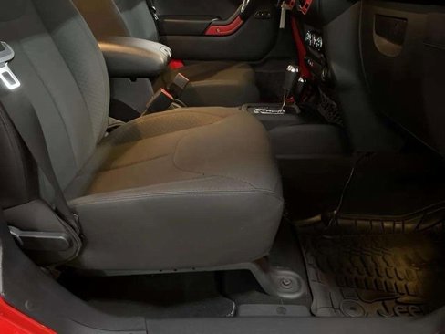 Used 2016 Jeep Wrangler Unlimited Sport image 75